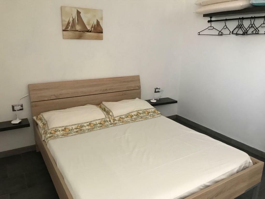 Appartamento Rosmarino Buggerru Exterior foto